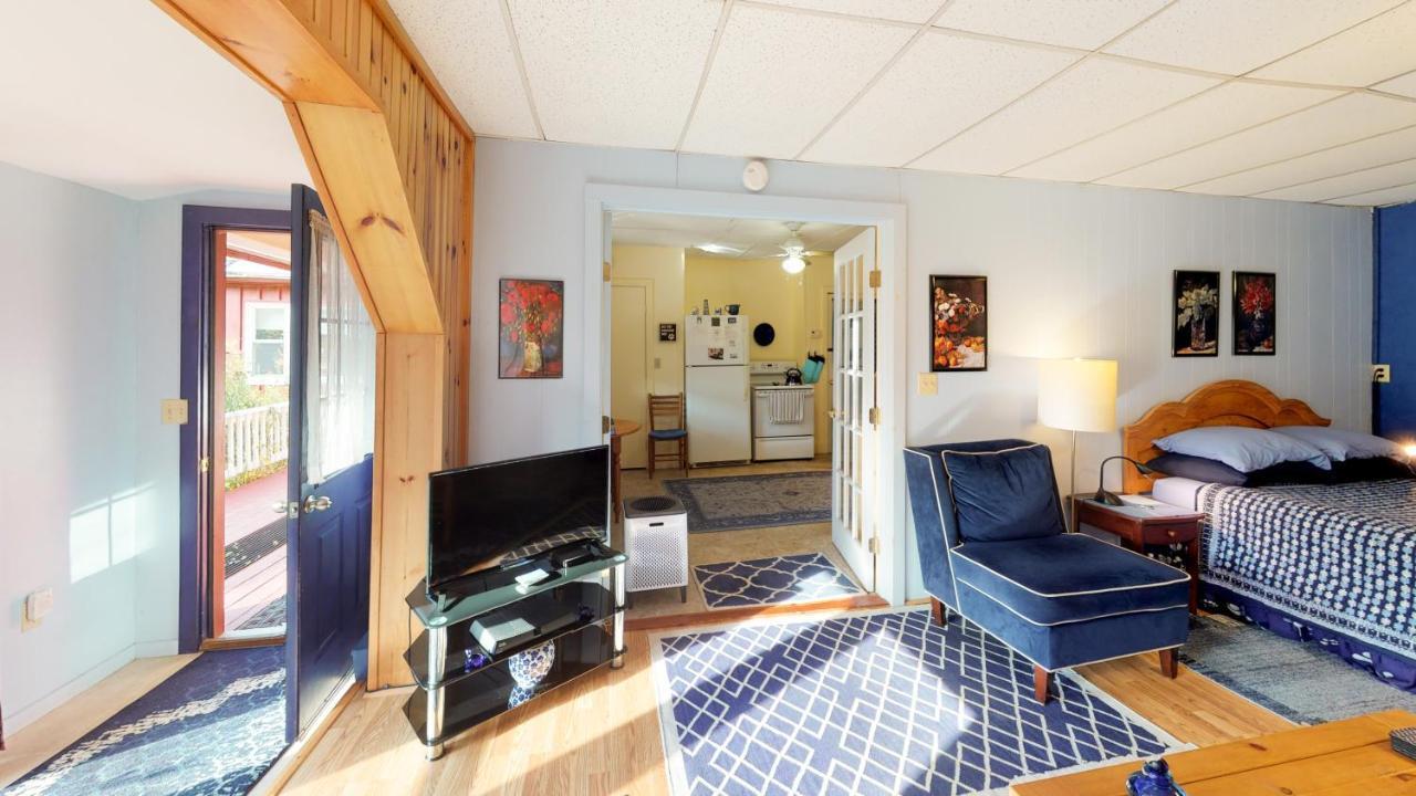 Cavalier Cottage B&B Shelburne Falls Exterior foto