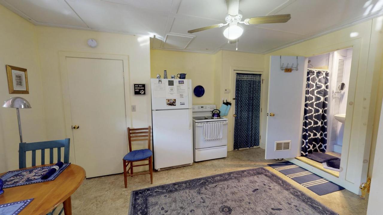 Cavalier Cottage B&B Shelburne Falls Exterior foto